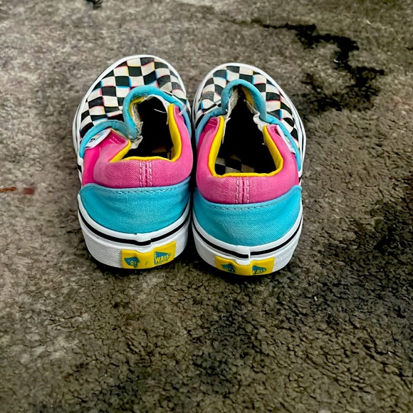 Vans 💗💙💛🏁 Slip-Ons - Picture 2 of 4